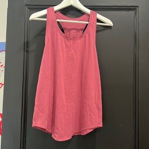 Lululemon Love Tank Top-Pleated-Size 6. Moss Rose (pink)